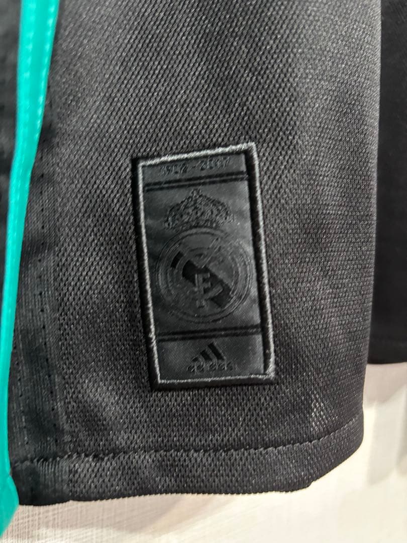 【希少・リーガ用】レアル・マドリード ヴァラン 17-18 ユニフォーム