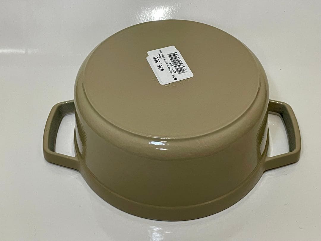 なみ　ストウブ　22cm リネン