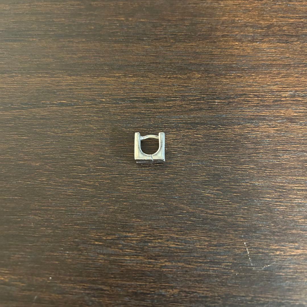 TOM WOOD ステップハギー ピアス(片耳のみ)