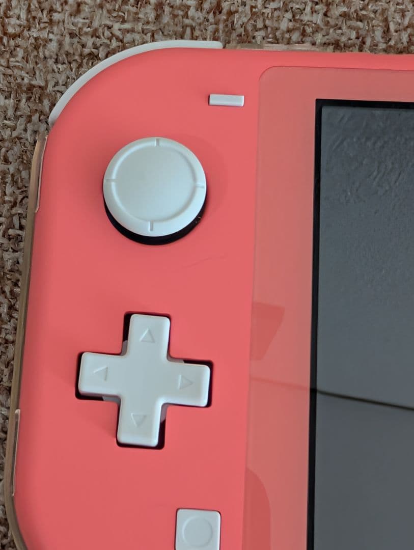 Nintendo Switch Lite　コーラルピンク 本体