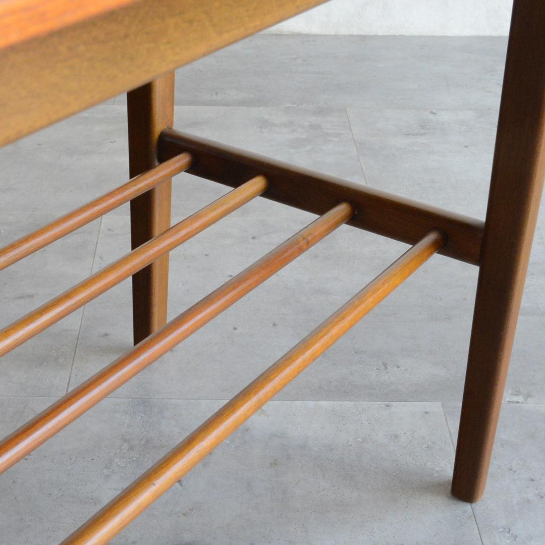 デンマーク 北欧ヴィンテージ チーク サイドテーブル ラダー棚付 北欧家具