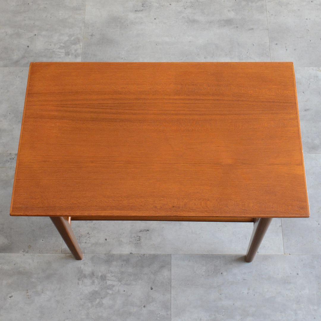 デンマーク 北欧ヴィンテージ チーク サイドテーブル ラダー棚付 北欧家具