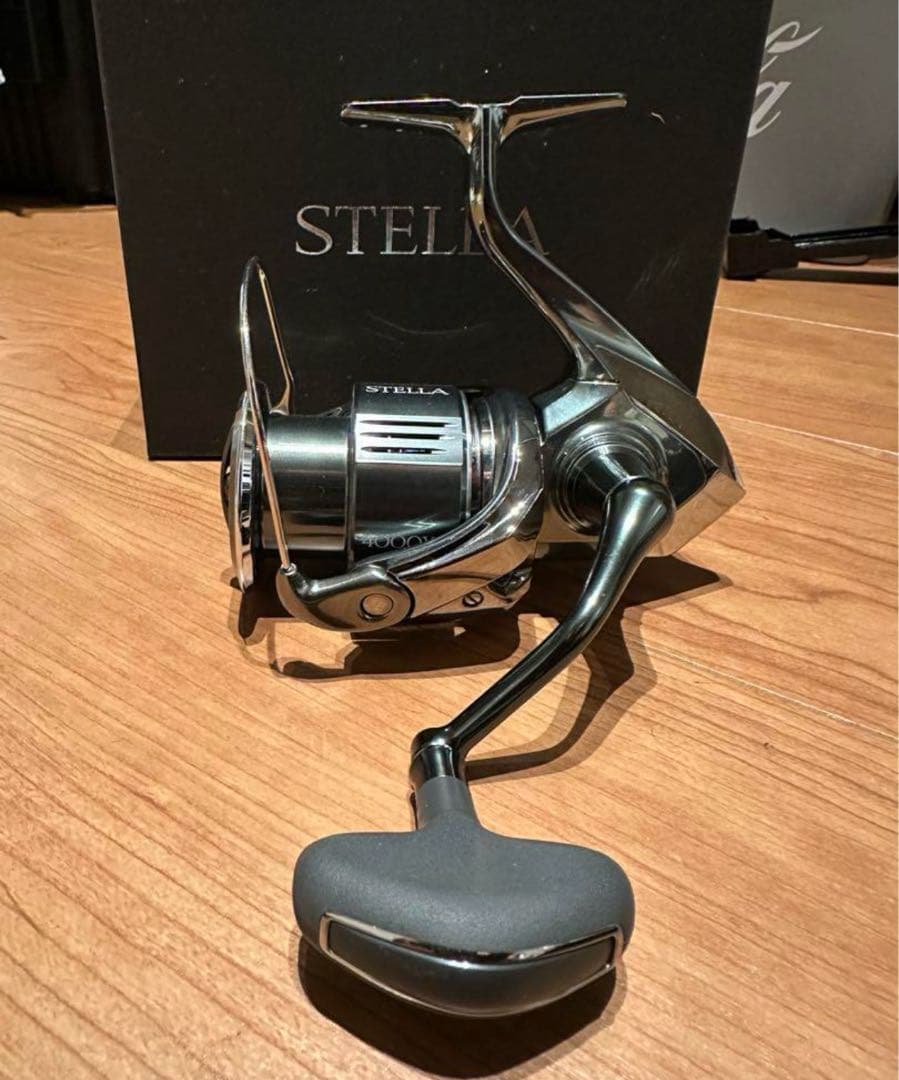 22ステラ　4000xg 美品