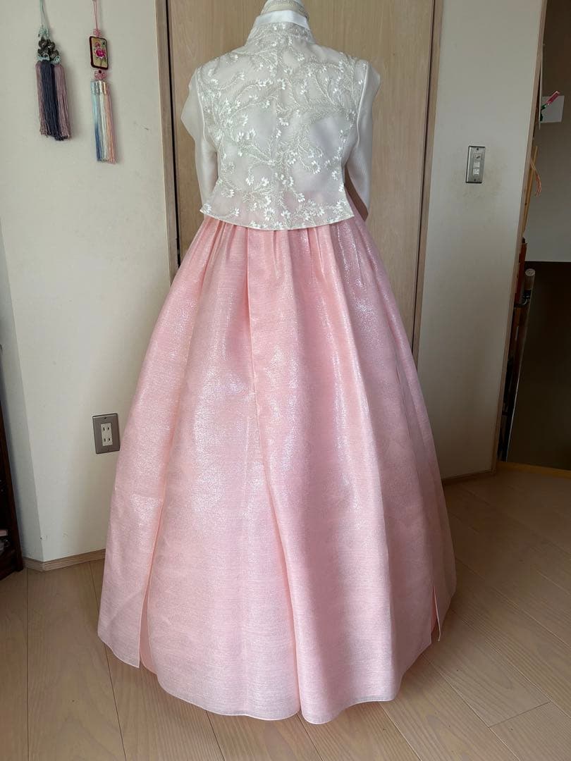 ユリ☆新品☆最新チマチョゴリ 韓服 タンウィ ベージュ×キラキラピンク