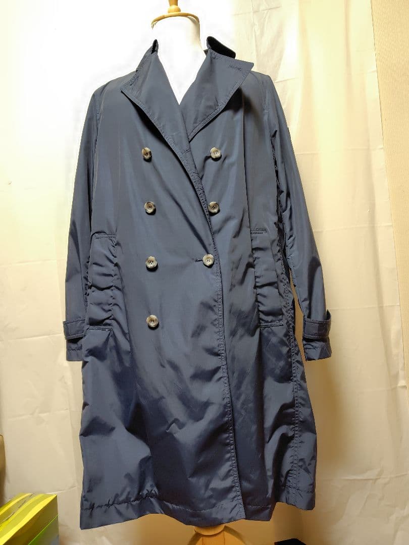 タトラストレンチコートインナーダウンベスト付き