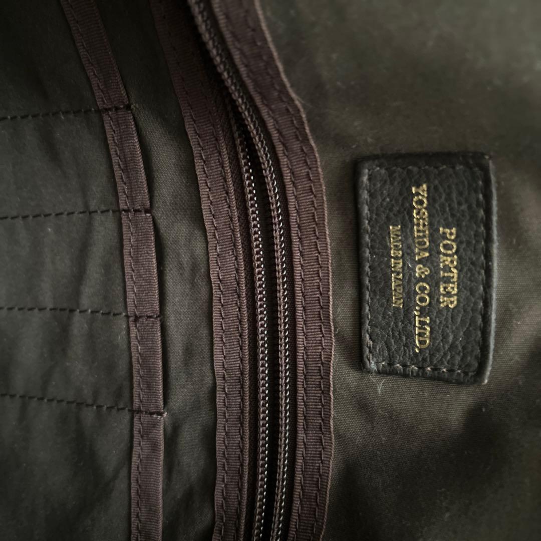 T AＫＡ　ポーター　ブラウンのレザートートバッグ