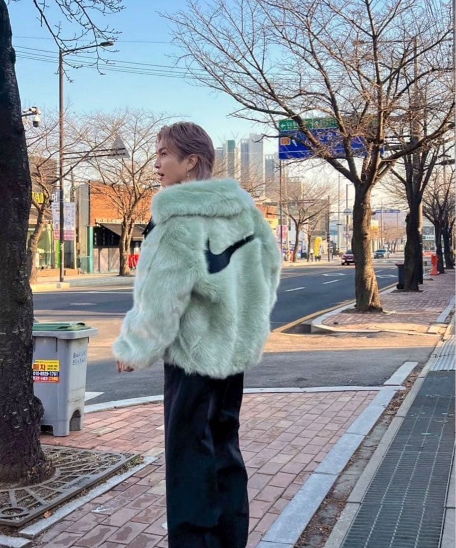 フェイクファーコート NIKE × AMBUSH 正規品 S 登坂広臣着