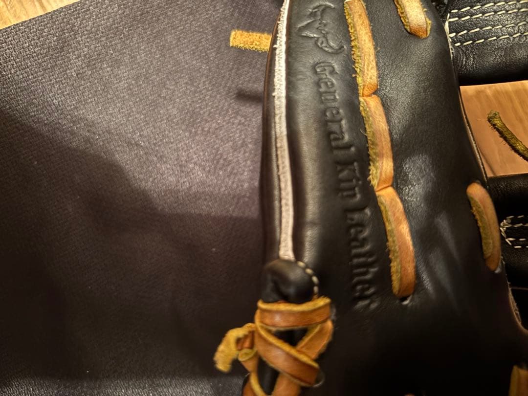 Mizuno Pro硬式グローブ ブラック/タン