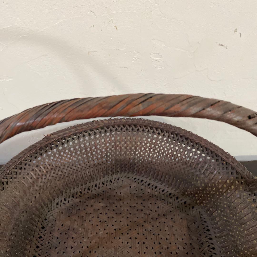 骨董　大きな竹籠　花籠　竹花入　エコメルカリ便指定して下さい