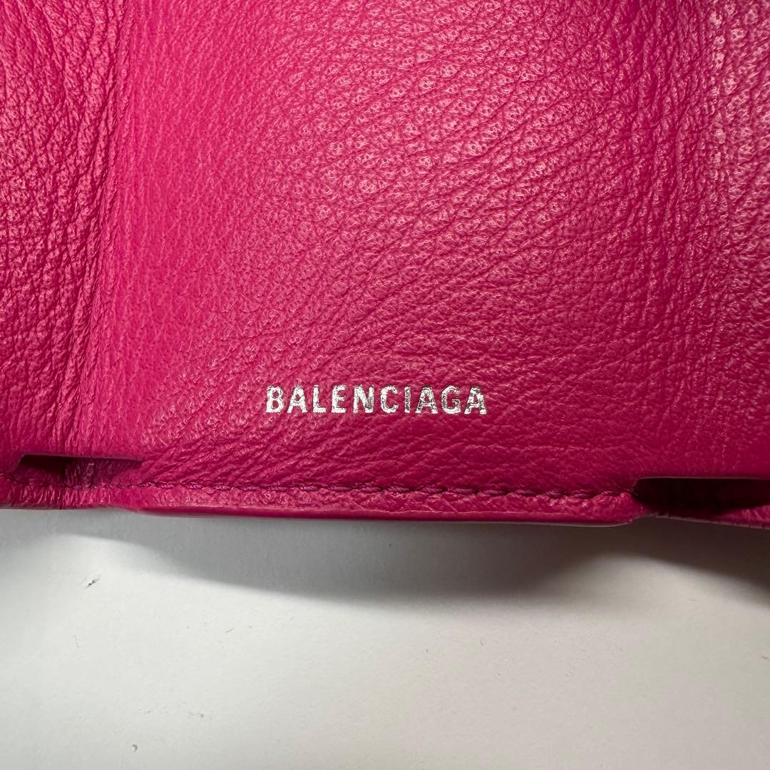 ほぼ未使用　バレンシアガbalenciagaペーパー ミニウォレット三つ折り　桃