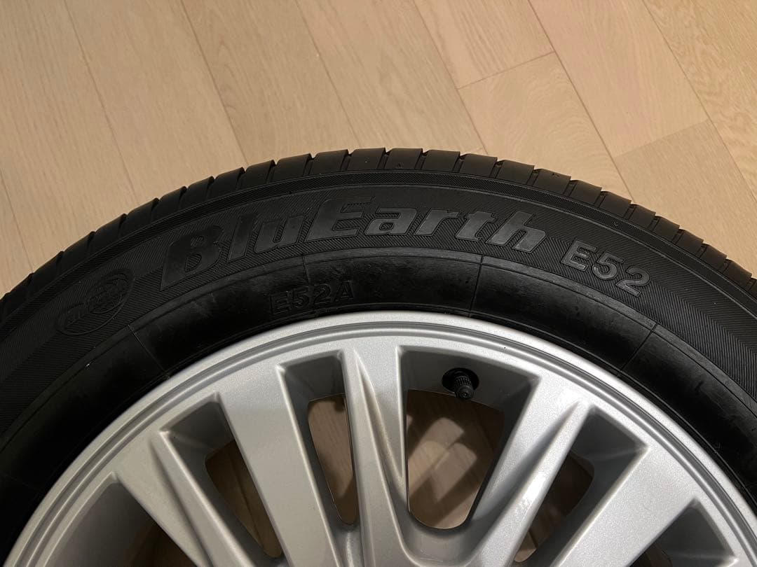 YOKOHAMA BluEarth E52（ヨコハマ ブルーアース E52）