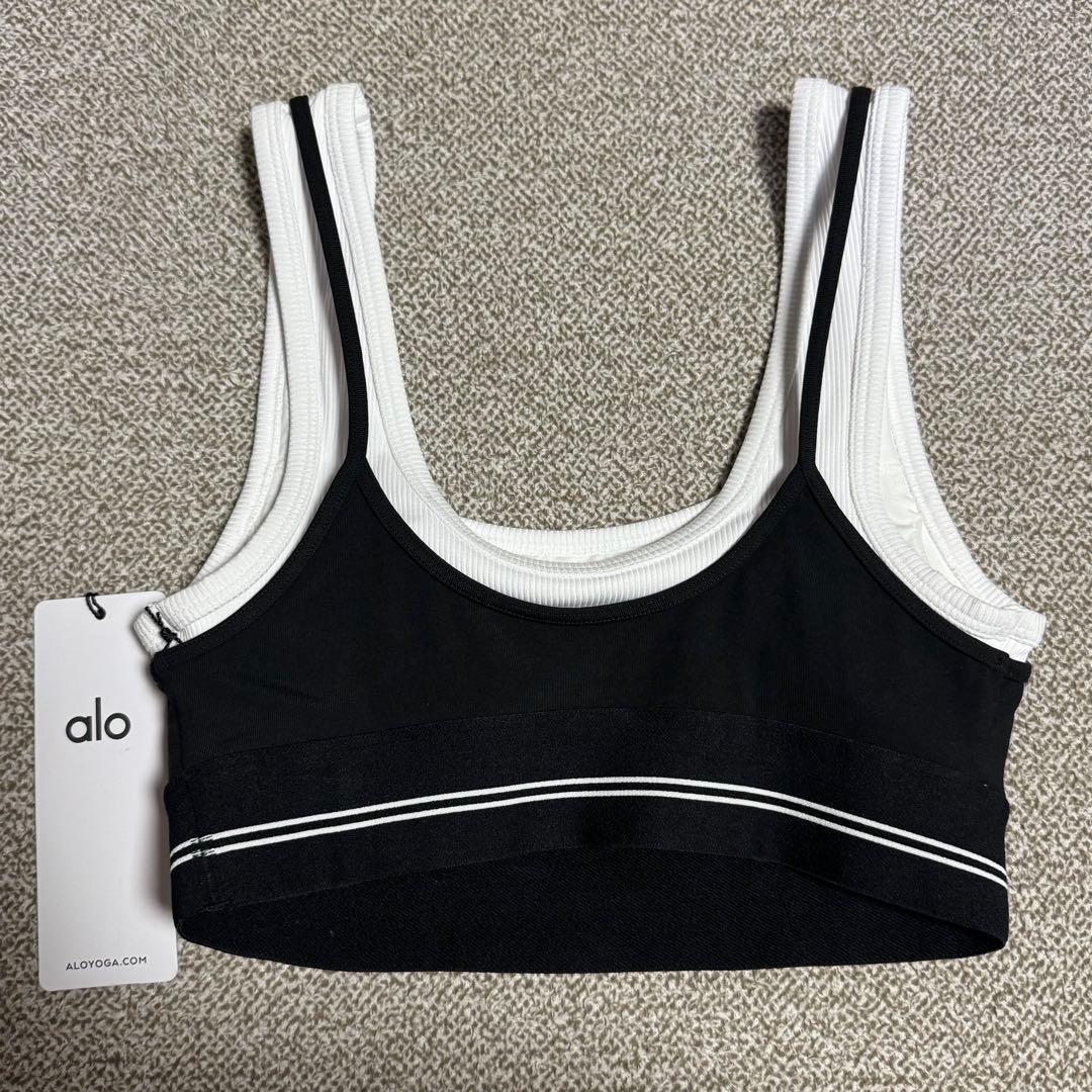 Alo Yoga ブラトップ ブラック 海外XSサイズ