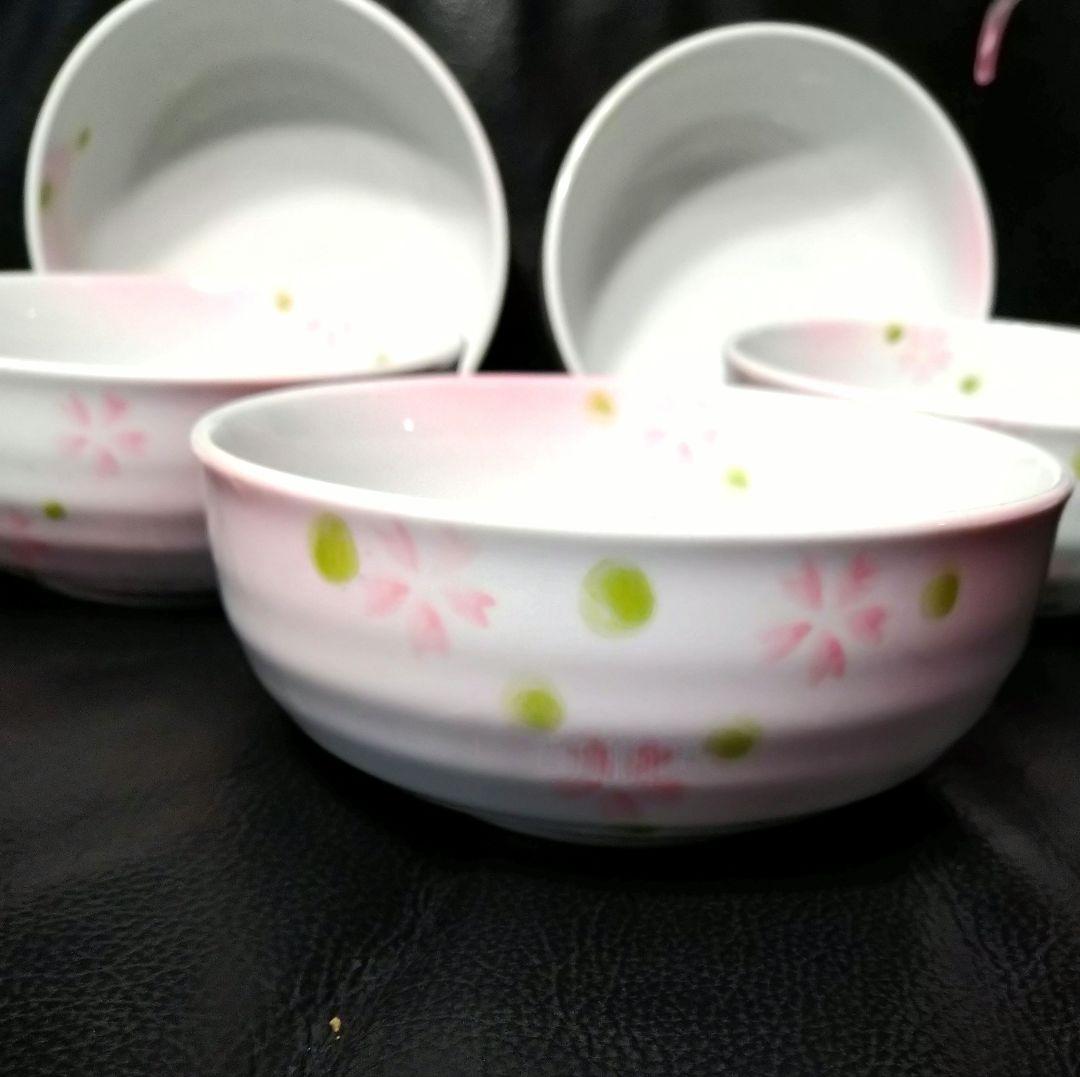 ♥素敵な桜【春のおもてなし】会席料理に⬛【有田焼・三峰窯の春桜柄長皿】⬛新品3皿