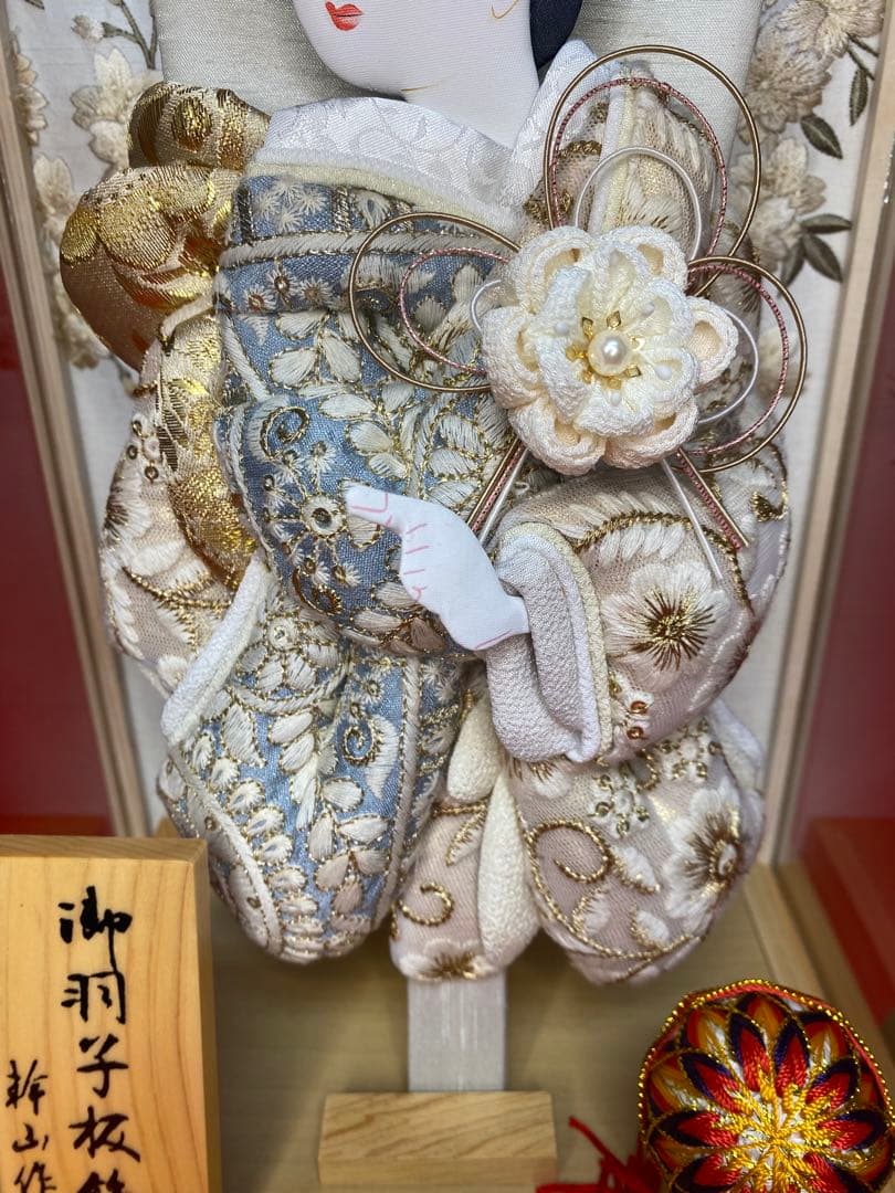 羽子板　総檜造り白木ガラスケース８号・サイズ間口約２５×奥行約２１×高さ約３８㎝