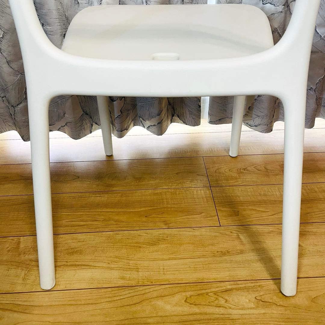 廃盤　希少　IKEA URBAN ウルバン　スタッキングチェア 白　2脚セット①