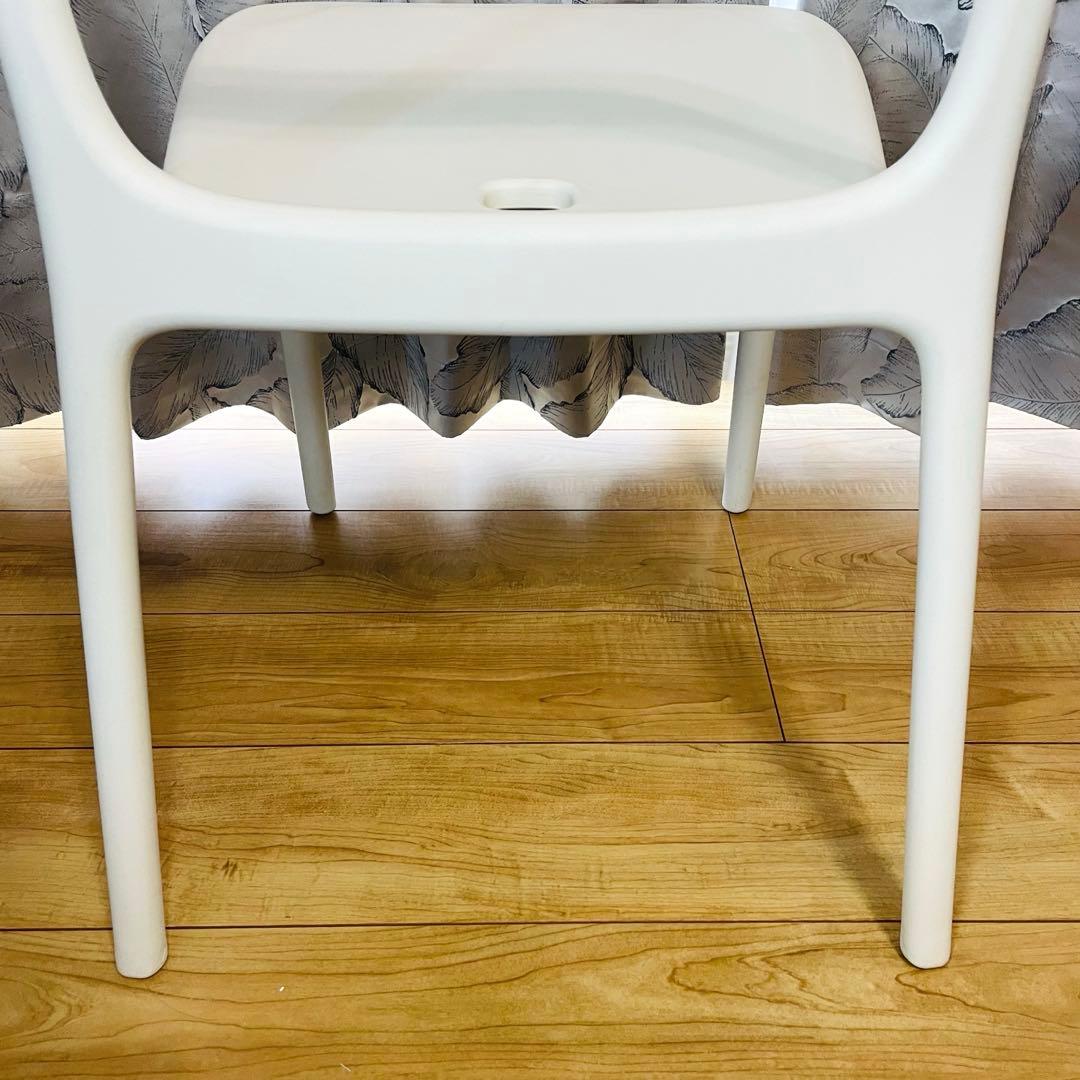 廃盤　希少　IKEA URBAN ウルバン　スタッキングチェア 白　2脚セット①