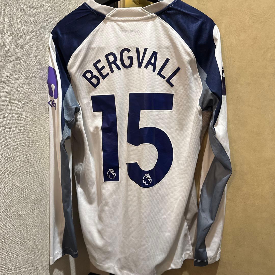 希少　トッテナム・ホットスパー　長袖ユニフォーム　15番ルーカスベリヴァル