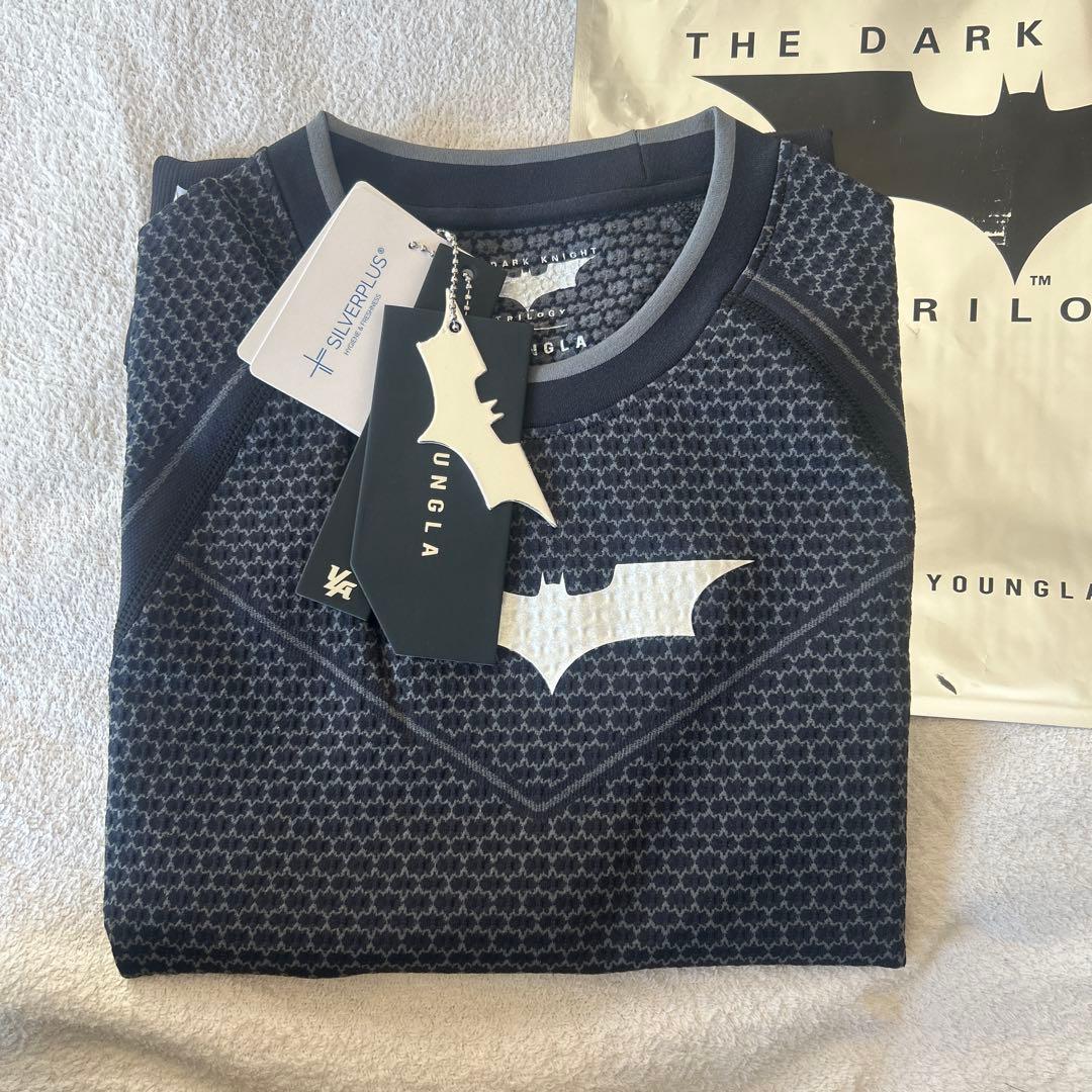 トップス  x Batman Compression Tee