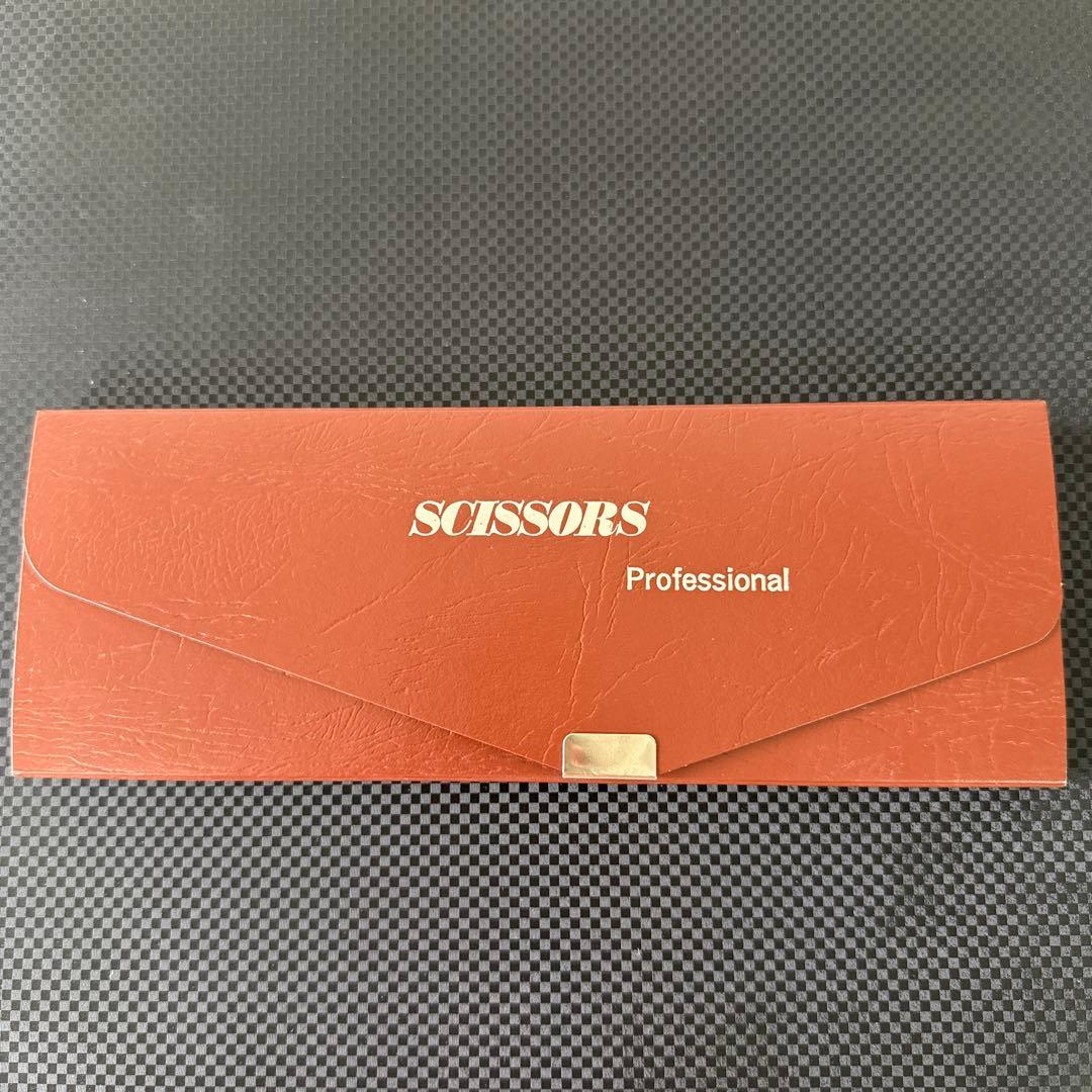 理容☆新品☆未使用プロ用鋏☆ハサミ☆宝剣G☆ケース付き！美品②