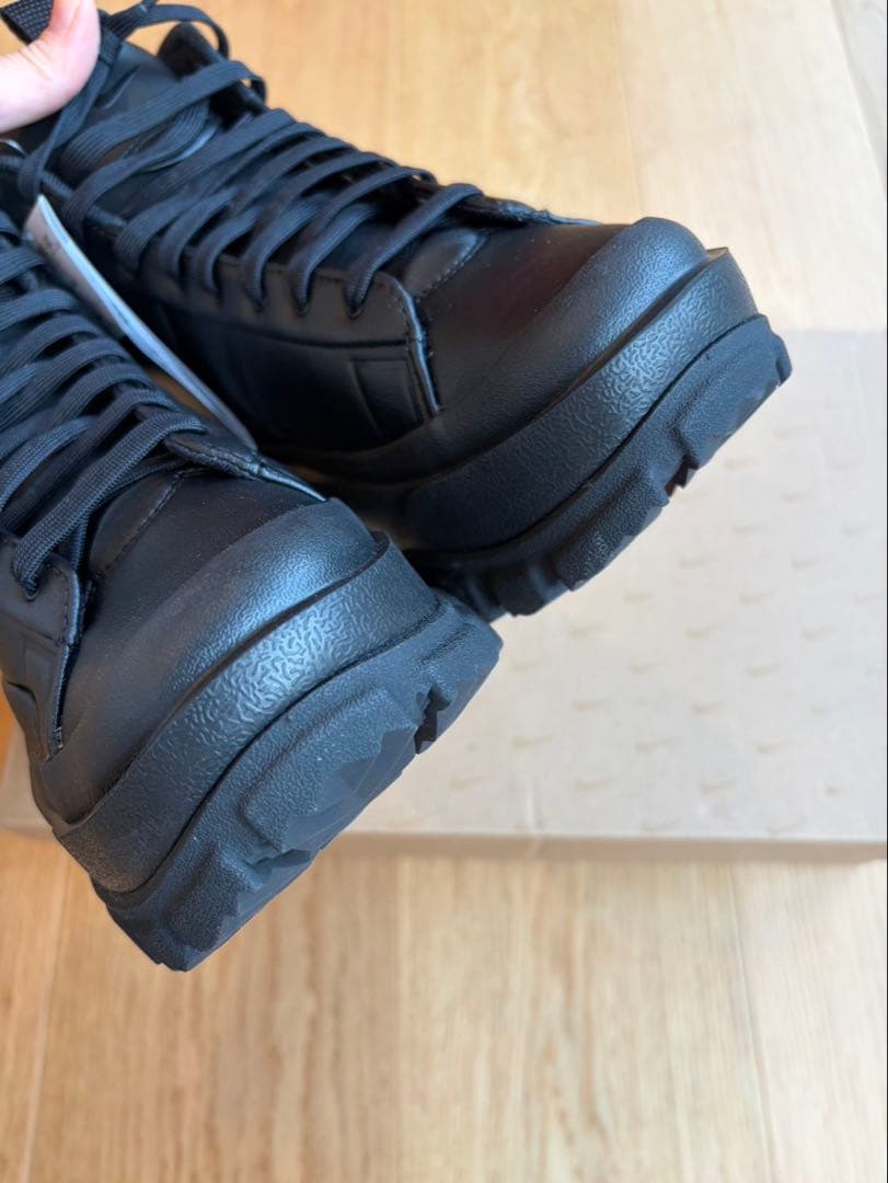 NIKE WMNS BLAZER ROAM MID FQ9065-100 黒