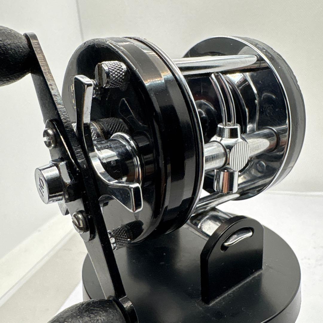 ニ*ク様 ABU Ambassadeur 5600C ベイトリール