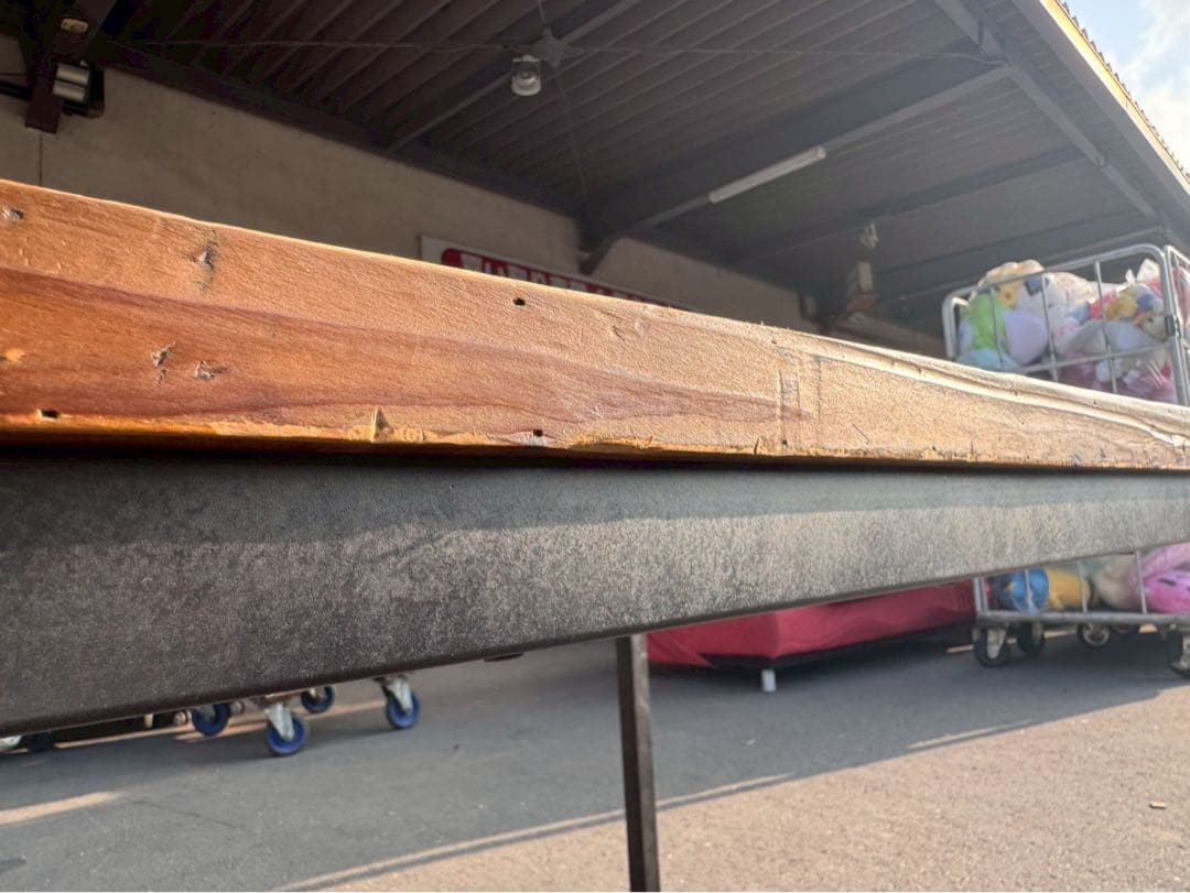 い*ら様 SI18 チェスターフィールドダイニングテーブル