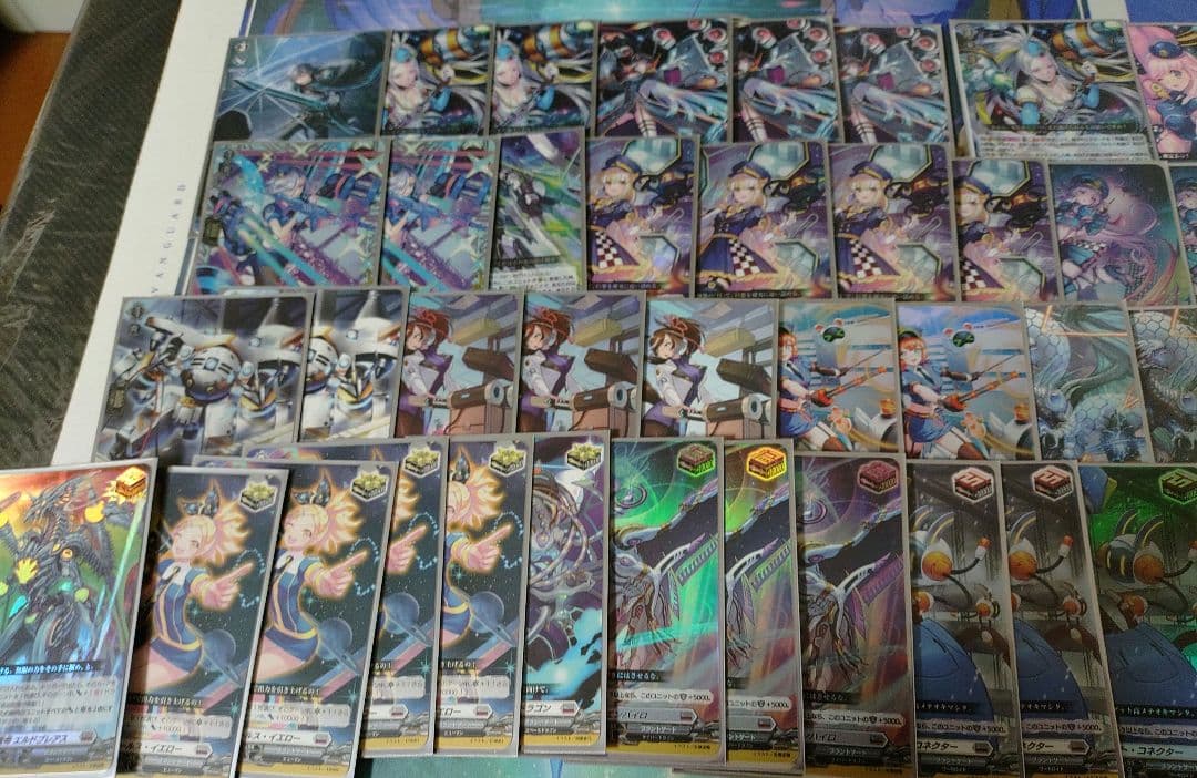 ヴァンガード 極光戦姫 デッキ