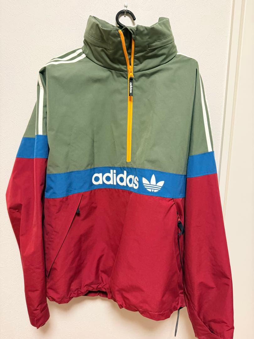 専用adidasスノーボードウェアSサイズ
