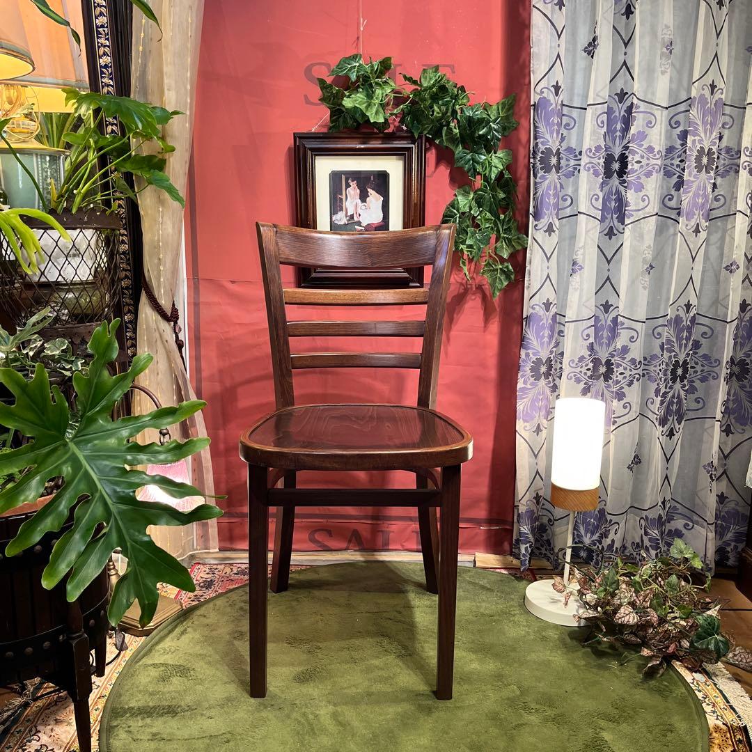 Sale ２脚セット　ヴィンテージ 曲木　ベントウッドチェア　軽量カフェチェア