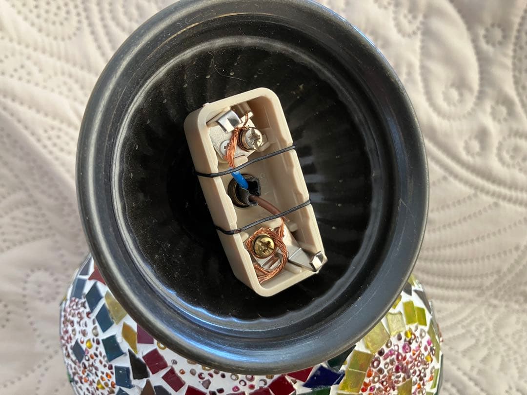 吊り下げ照明（ステンドガラス）