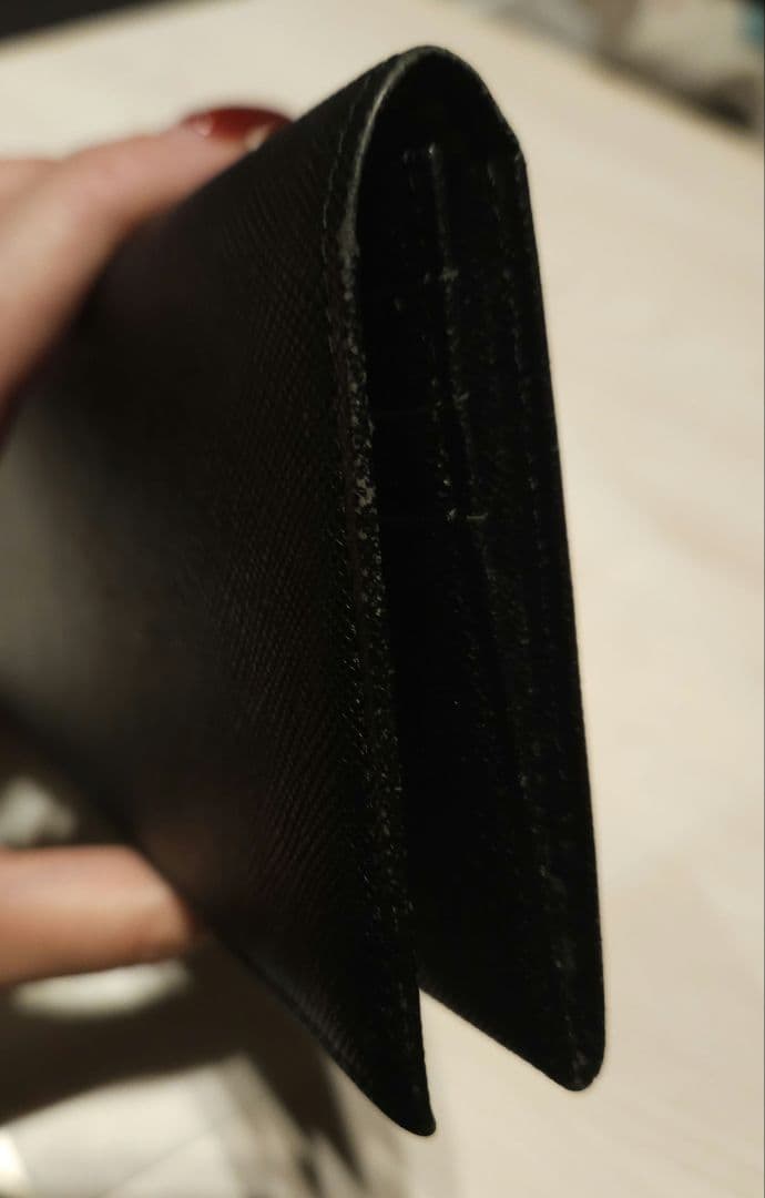 BURBERRY　 ブラックレザー 長財布 ニつ折り財布 札入れ　付属品完備