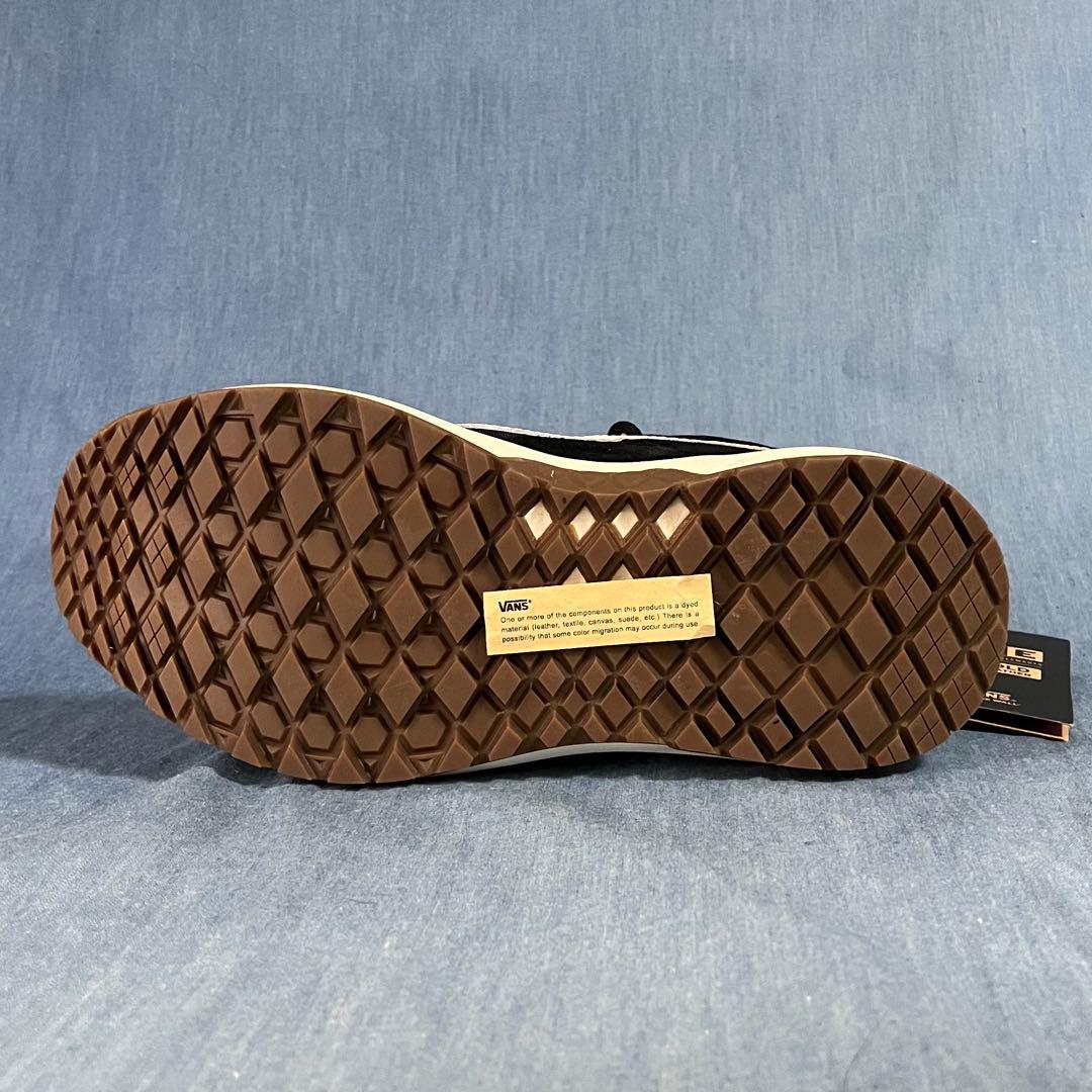 ヴァンズ ウルトラレンジ EXO Hi MTE-1 25cm ブラック