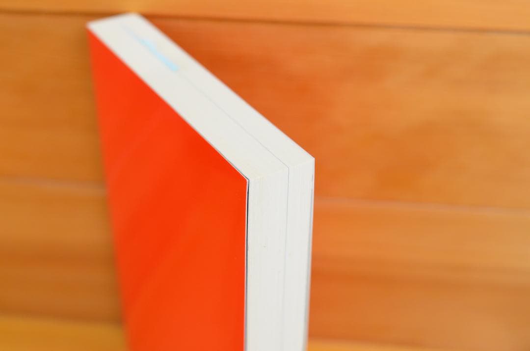 あ*ー様 【抽プレ品】VOFAN、西尾維新　直筆短歌入り　Wサイン本、化物語（下