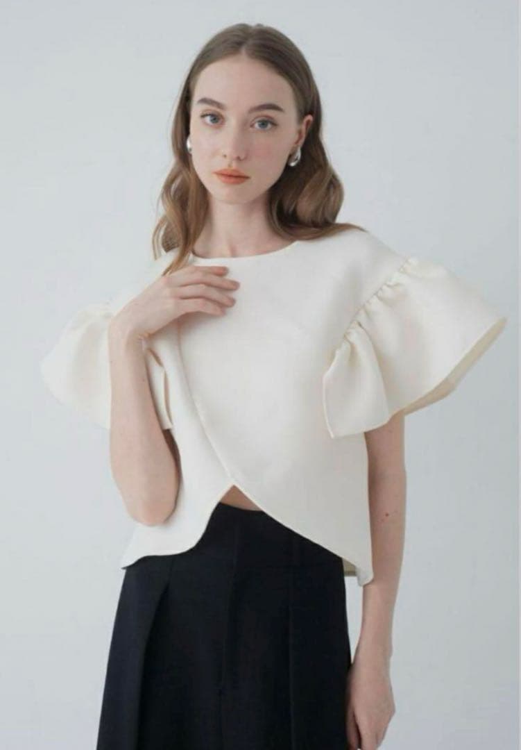 メゾンドドルチェmaison de dolce フィオーレトップス