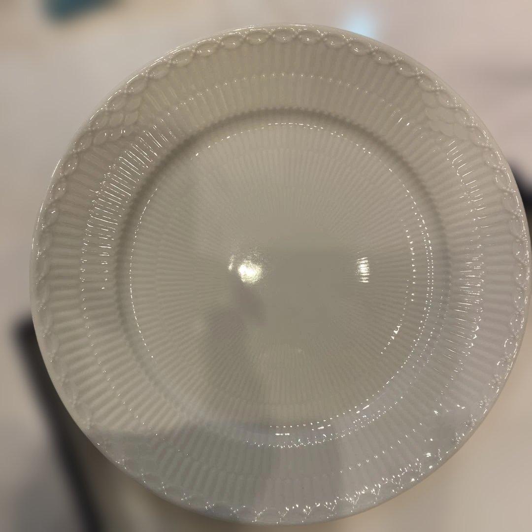 【新品】ロイヤルコペンハーゲン ホワイトフルーテッド ディッシュ皿