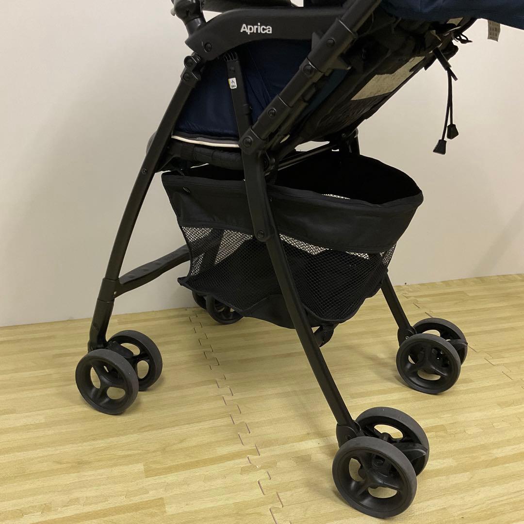 アップリカ 超軽量ベビーカー カルーンエアー レインドロップネイビー
