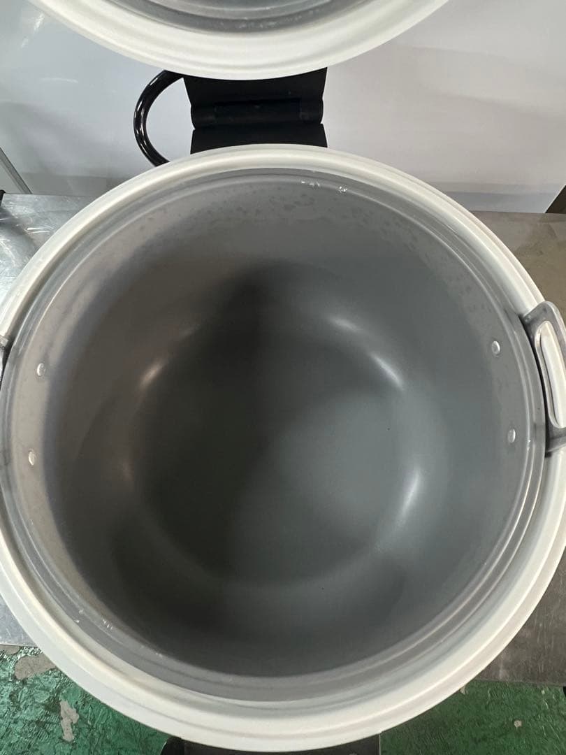 2010年 タイガー 電子ジャー 4L