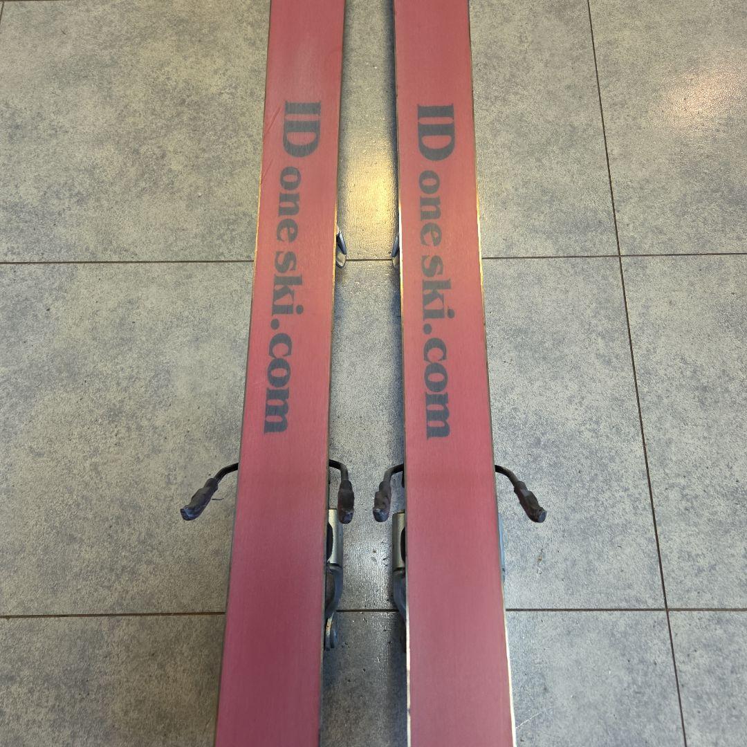 ID one スキー板（MR182-I）