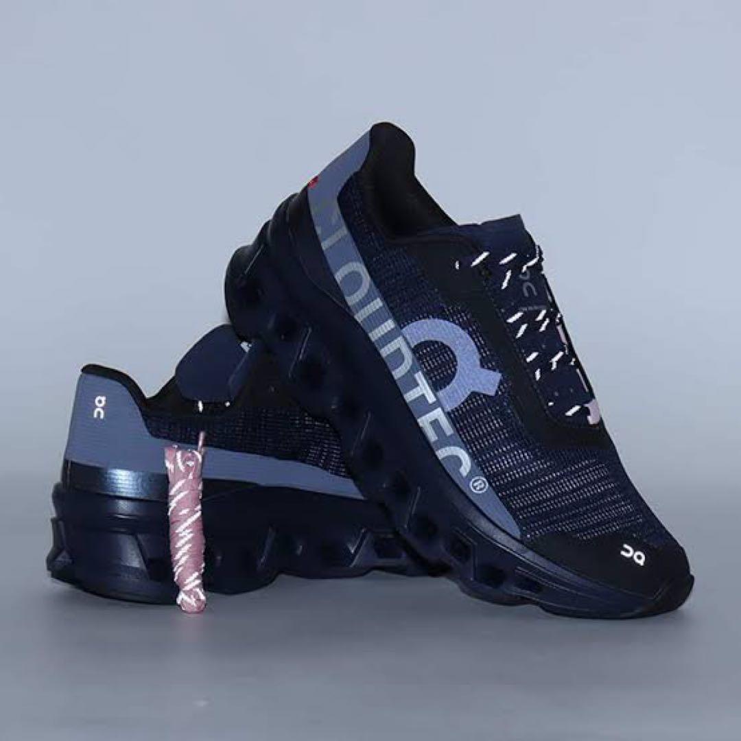 靴 On Cloudmonster void yozakura