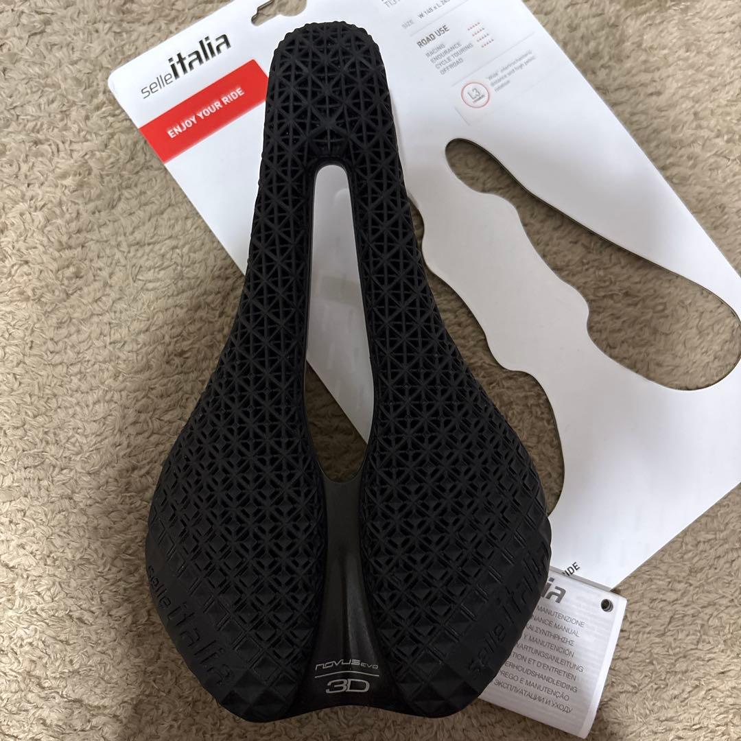 パーツ SELLE ITALIA NOVUS BOOST EVO 3D Ti316 L