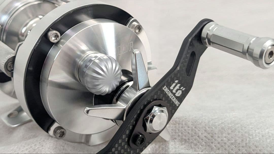 ヒ*タ様 Megabass×DAIWA MONOBLOCK 100XR RH