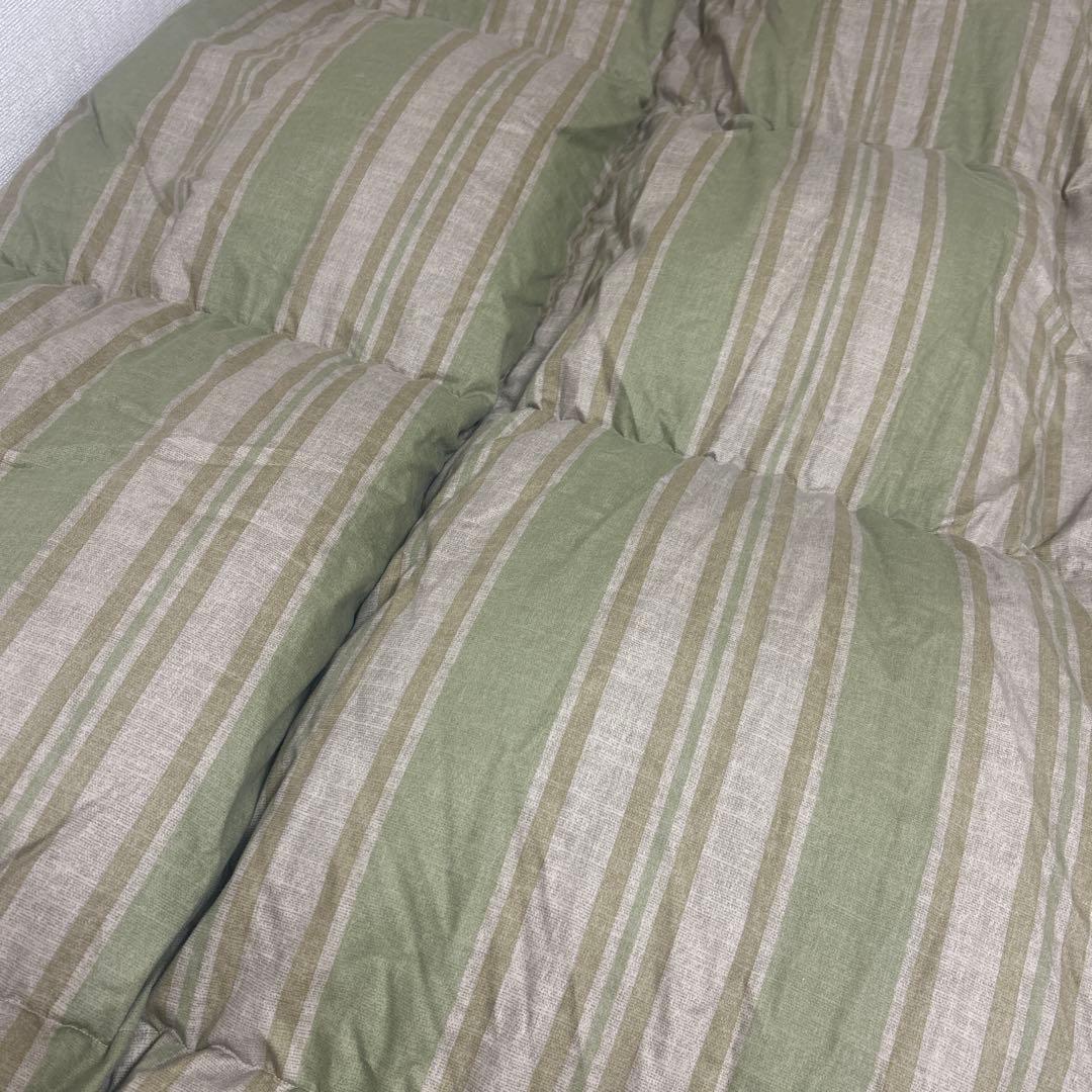 まみ　西川　掛け布団　ふとん　羽毛　花柄　1.4㎏