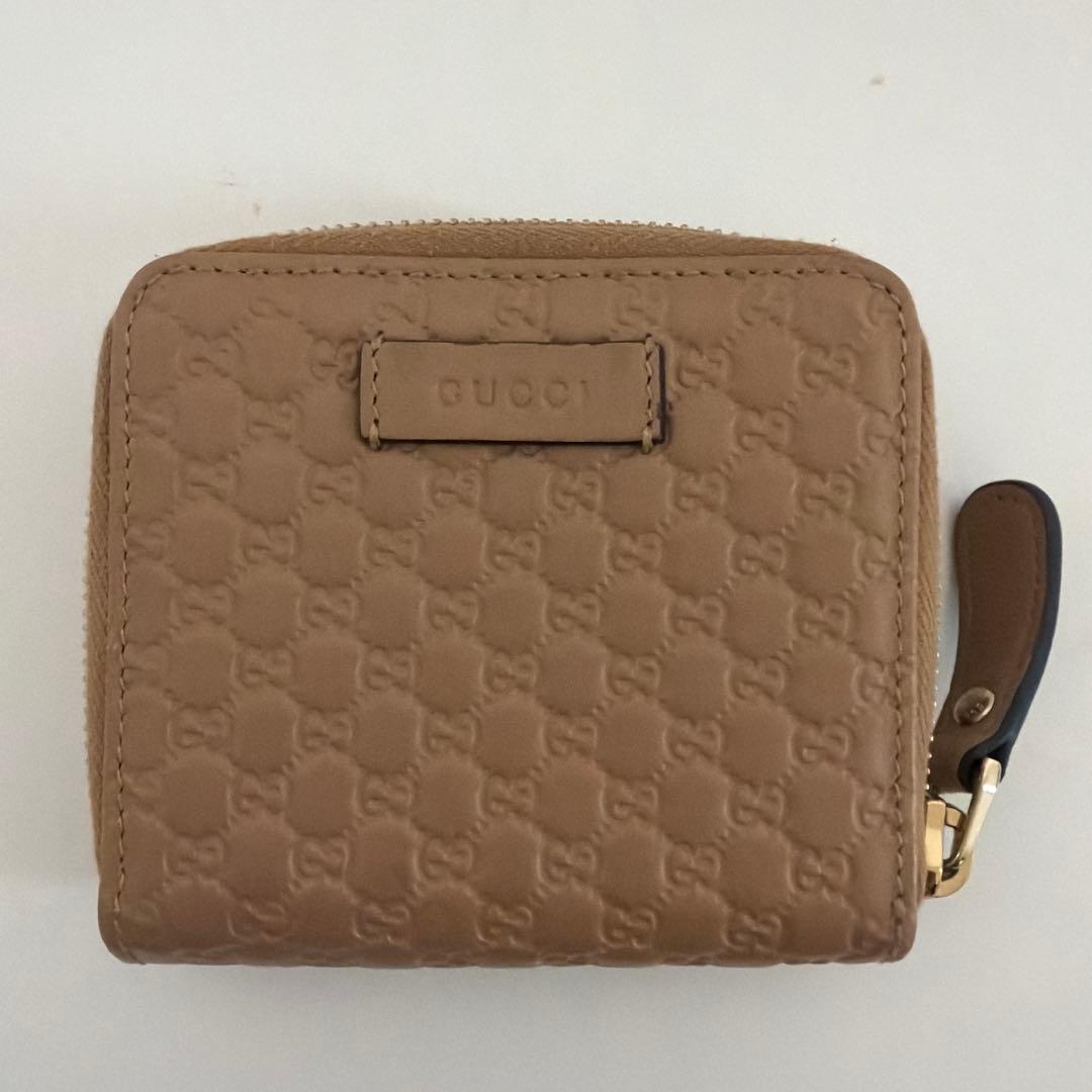 GUCCI ベージュ GGパターン 二つ折り財布