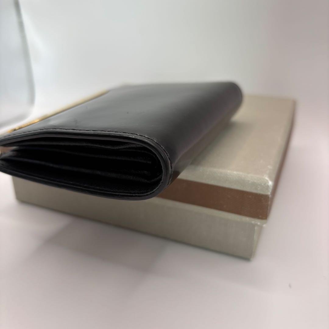 MARNI 二つ折り財布　ブラック　ゴールド　光沢　コンパクト　ウォレット　財布