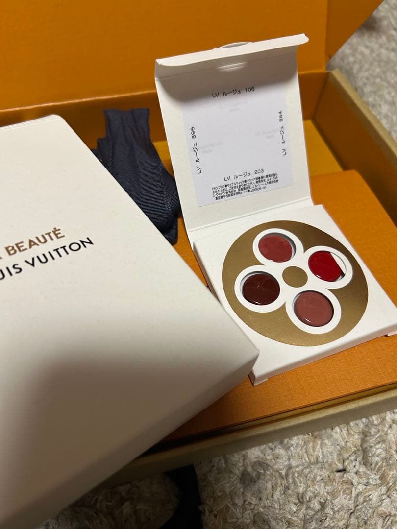 期間限定　ルイヴィトン　ポルトフォイユ　クレア　財布