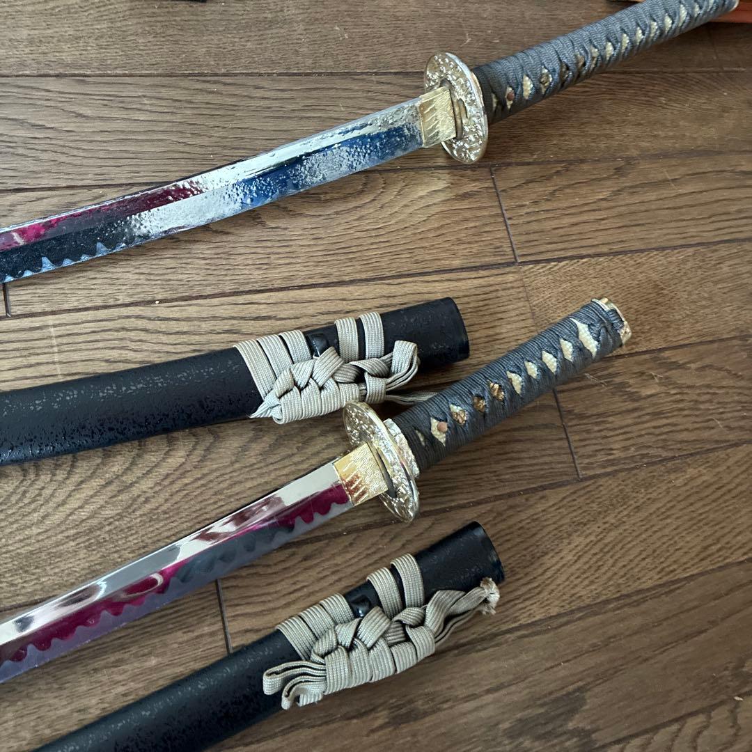 刀飾り　台付き