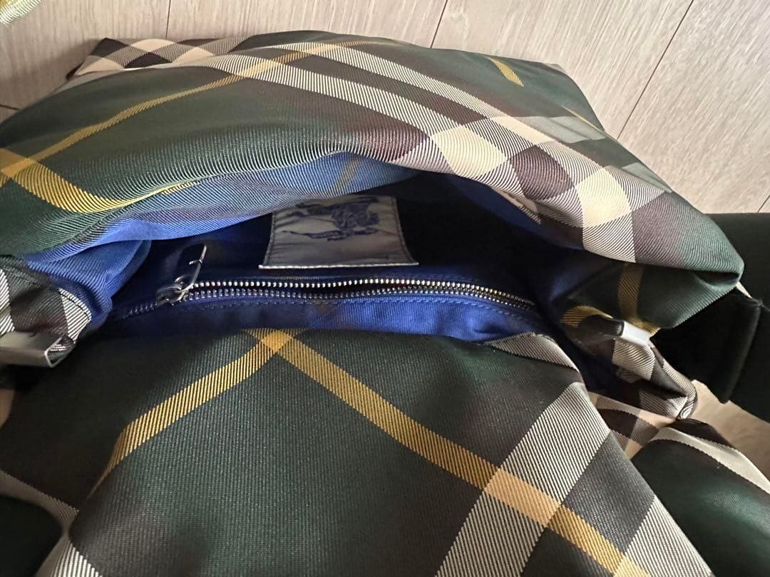 バッグ BURBERRY Pillow Bag