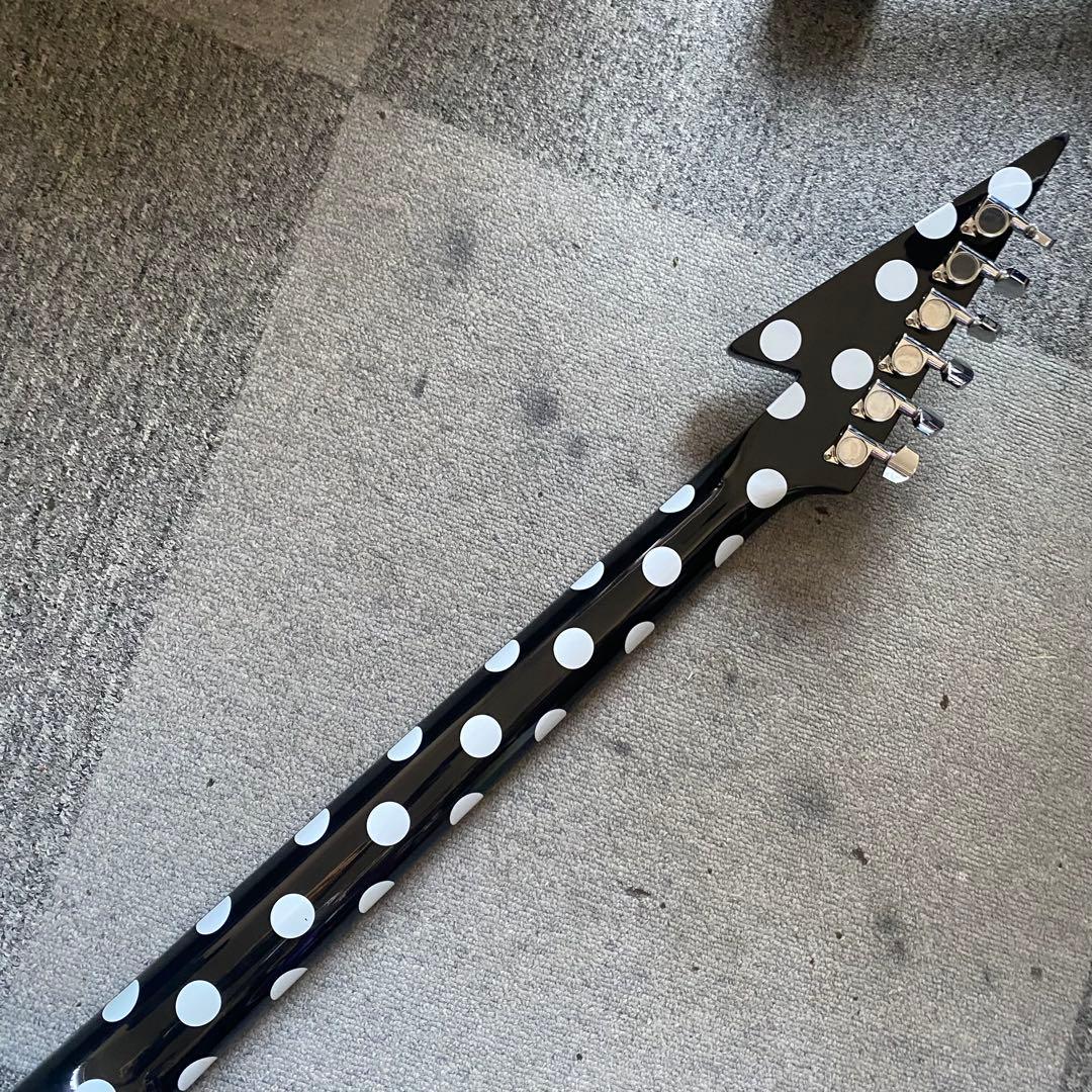ノーブランド フライングV ポルカドットギター ランディローズ