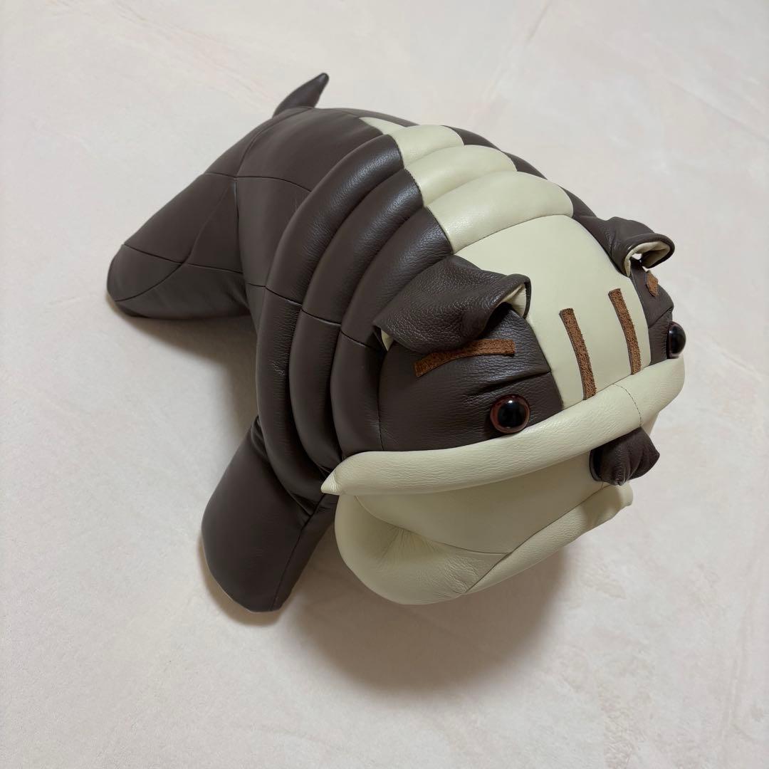 ブルドッグ　レザー　ぬいぐるみ 茶色とクリーム色