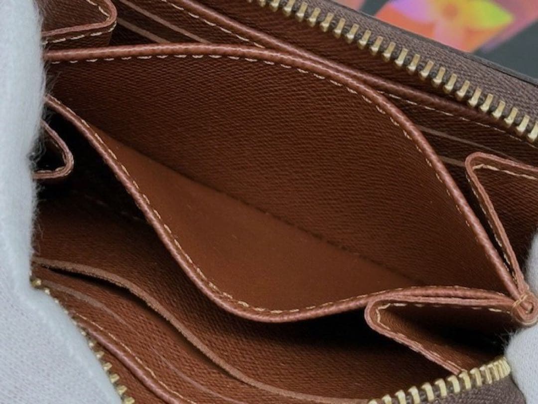 【確実正規品】極美品！ルイヴィトン　モノグラム　ジッピーパース　小銭入れ